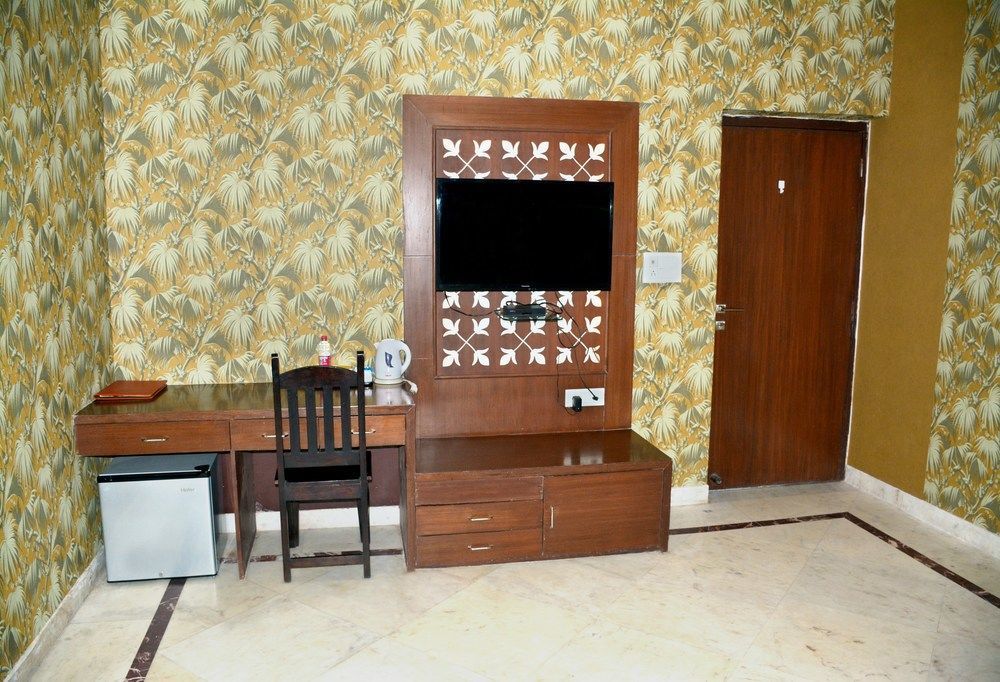 Fabhotel Epic C Scheme Jaipur Exterior foto