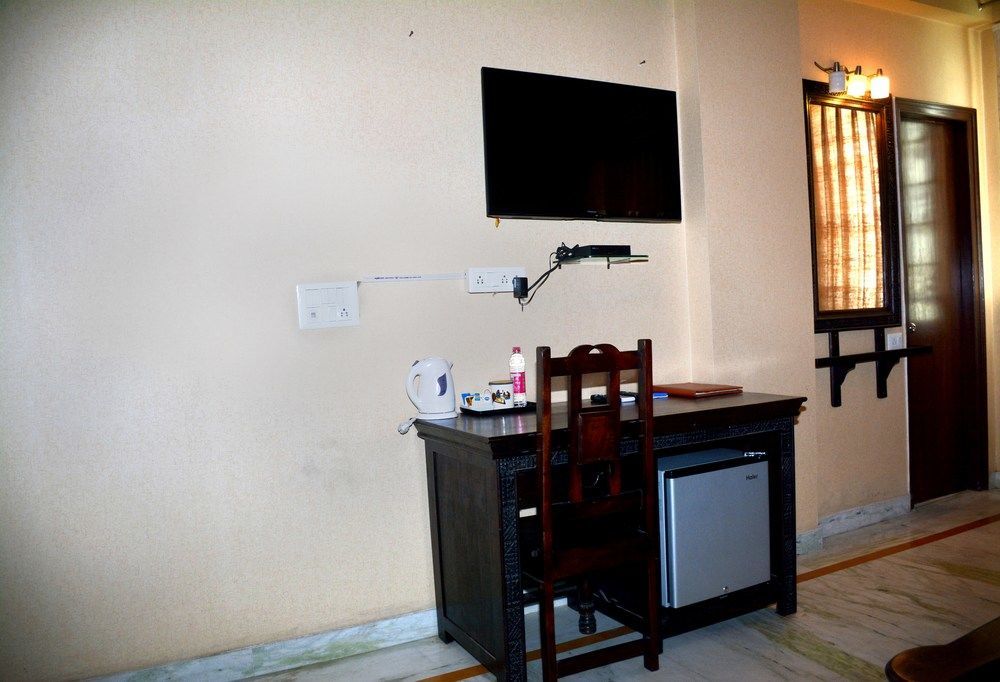 Fabhotel Epic C Scheme Jaipur Exterior foto
